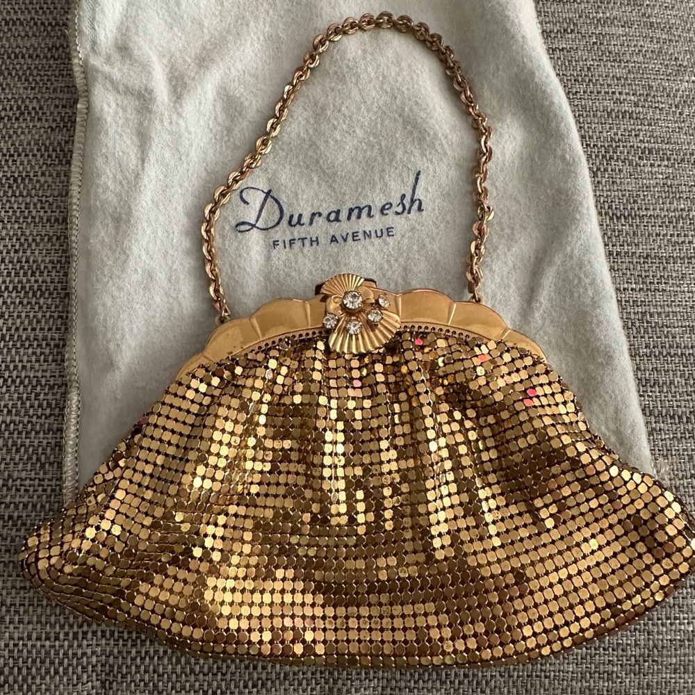 Duramesh New York Gold Sequin Clutch